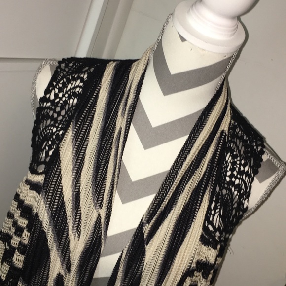 MULTIPLES | open front waterfall lace cardigan - Picture 3 of 5